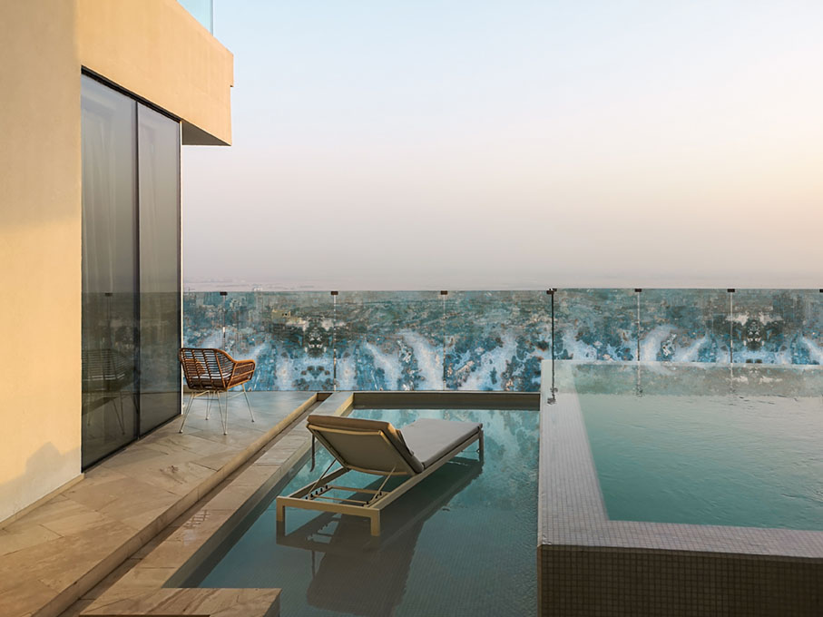Private luxurious hotel apartment with private pool in a tower - modern design - Terrace on a high floor